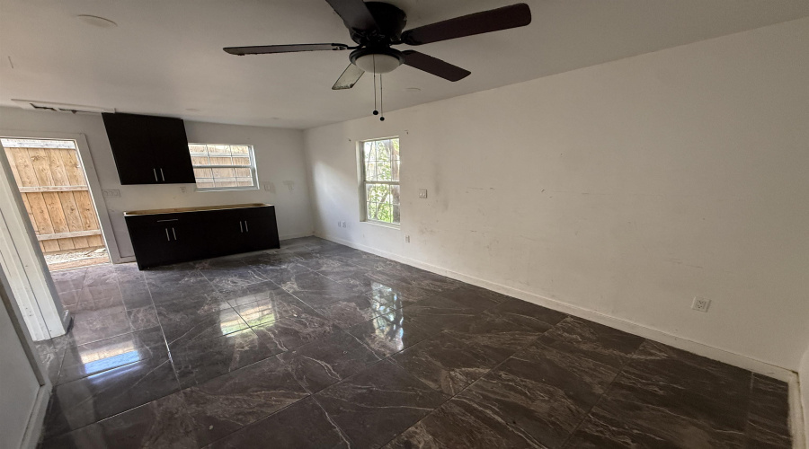 314-316 Victoria St, Laredo, Texas 78040, 1 Bedroom Bedrooms, 2 Rooms Rooms,1 BathroomBathrooms,Residential,For Sale,314-316 Victoria St,20264792