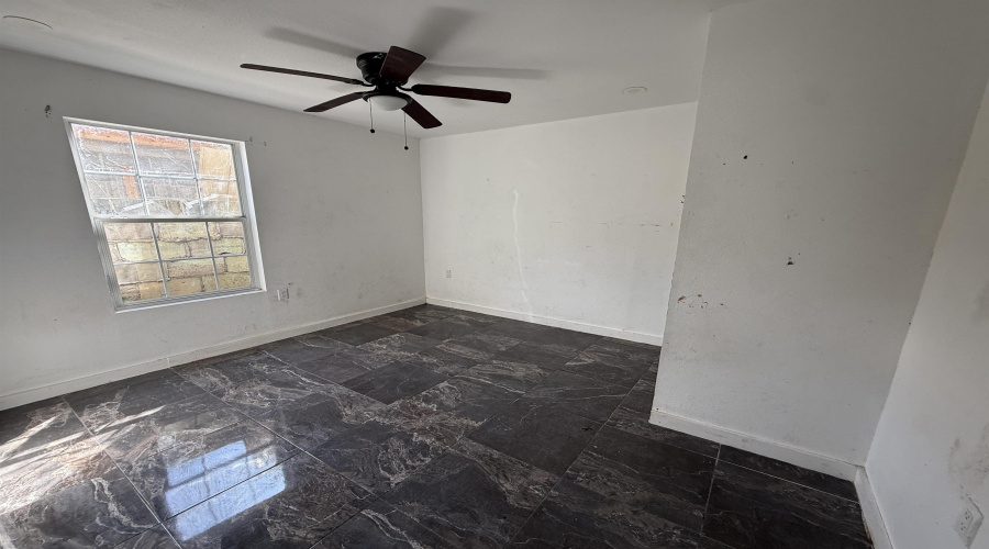 314-316 Victoria St, Laredo, Texas 78040, 1 Bedroom Bedrooms, 2 Rooms Rooms,1 BathroomBathrooms,Residential,For Sale,314-316 Victoria St,20264792