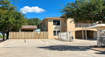 413 Shiloh Dr, Laredo, Texas 78045, 2 Bedrooms Bedrooms, 4 Rooms Rooms,2 BathroomsBathrooms,Residential,For Sale,413 Shiloh Dr,20264794