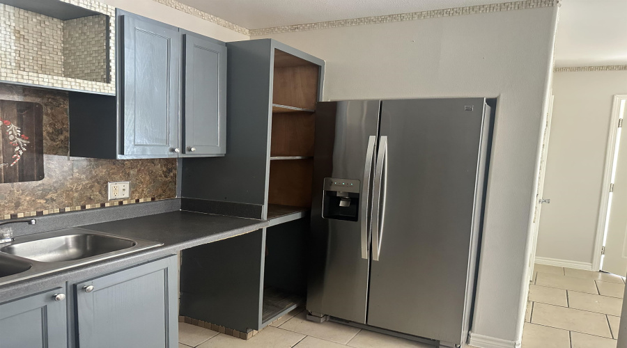 413 Shiloh Dr, Laredo, Texas 78045, 2 Bedrooms Bedrooms, 4 Rooms Rooms,2 BathroomsBathrooms,Residential,For Sale,413 Shiloh Dr,20264794