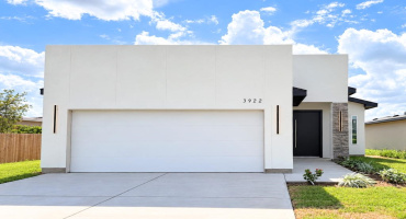 3922 Texas Dr., Laredo, Texas 78046, 3 Bedrooms Bedrooms, 5 Rooms Rooms,2 BathroomsBathrooms,Residential,For Sale,3922 Texas Dr.,20264802 3922 Texas Dr., Laredo, Texas 78046, 3 Bedrooms Bedrooms, 5 Rooms Rooms,2 BathroomsBathrooms,Residential,For Sale,3922 Texas Dr.,20264802