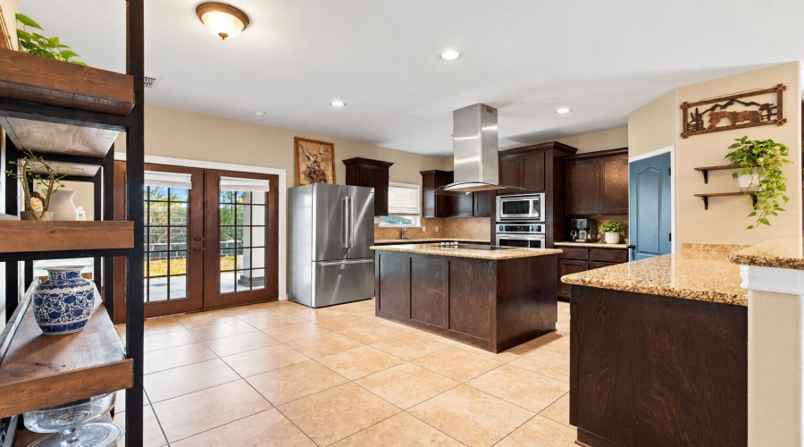 301 Ladera Dr, Laredo, Texas 78045, 5 Bedrooms Bedrooms, 9 Rooms Rooms,2 BathroomsBathrooms,Residential,For Sale,301 Ladera Dr,20264803