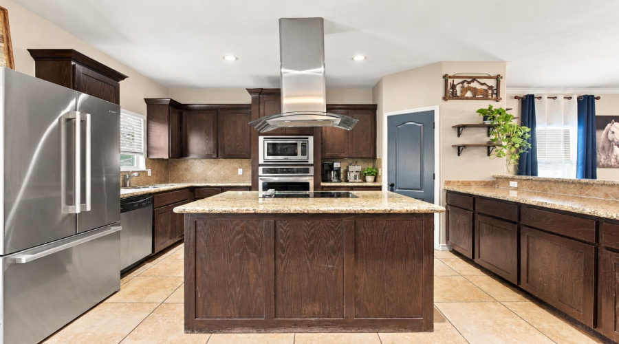 301 Ladera Dr, Laredo, Texas 78045, 5 Bedrooms Bedrooms, 9 Rooms Rooms,2 BathroomsBathrooms,Residential,For Sale,301 Ladera Dr,20264803