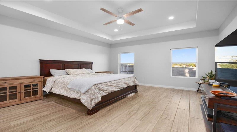 1227 Sambar Lp, Laredo, Texas 78045, 4 Bedrooms Bedrooms, 6 Rooms Rooms,3 BathroomsBathrooms,Residential,For Sale,1227 Sambar Lp,20264805