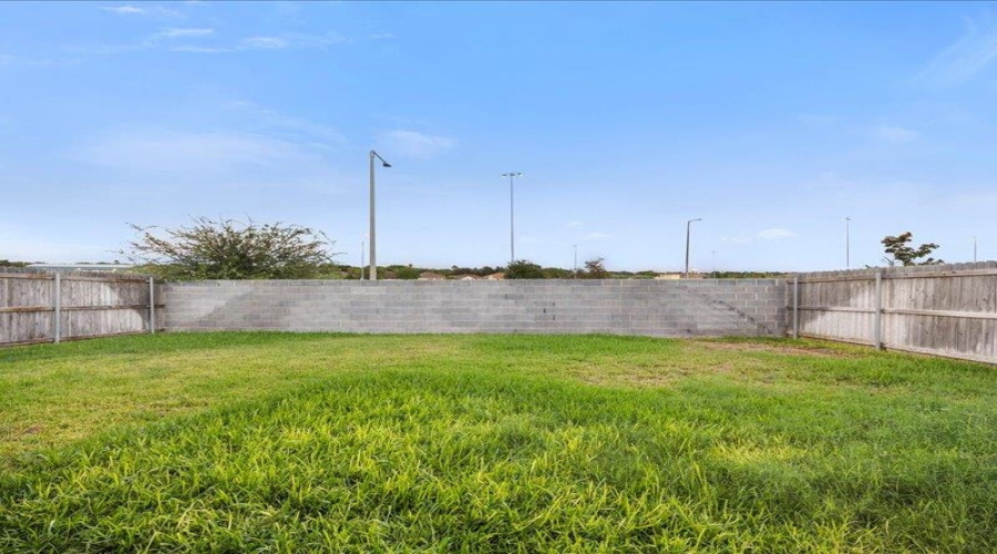 1227 Sambar Lp, Laredo, Texas 78045, 4 Bedrooms Bedrooms, 6 Rooms Rooms,3 BathroomsBathrooms,Residential,For Sale,1227 Sambar Lp,20264805