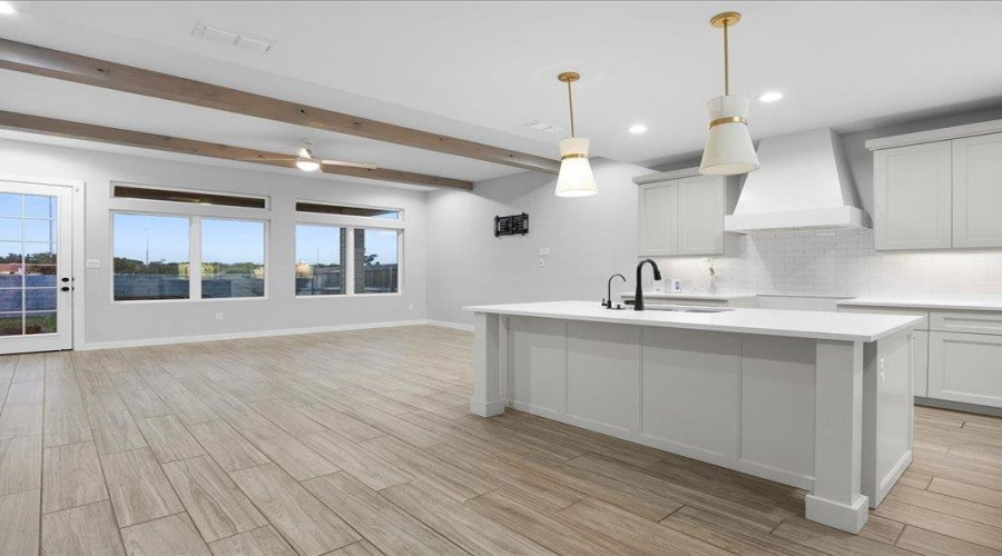 1227 Sambar Lp, Laredo, Texas 78045, 4 Bedrooms Bedrooms, 6 Rooms Rooms,3 BathroomsBathrooms,Residential,For Sale,1227 Sambar Lp,20264805