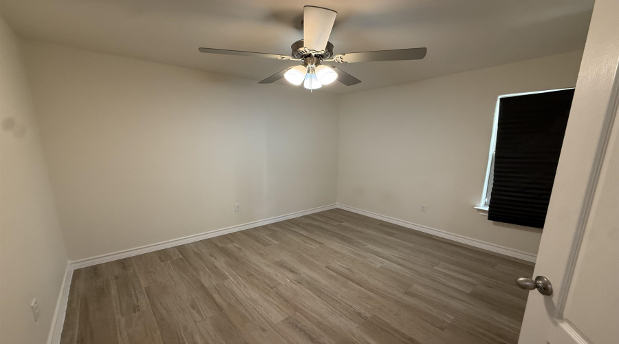 5521 Texana, Laredo, Texas 78046, 4 Bedrooms Bedrooms, 6 Rooms Rooms,2 BathroomsBathrooms,Residential,For Sale,5521 Texana,20264806