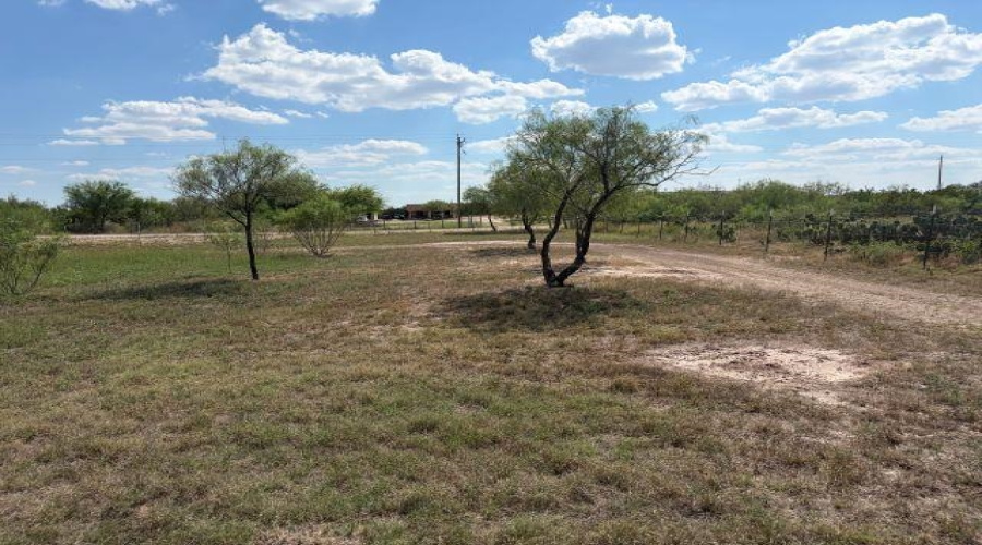 24 Tract Camino del Sur, Laredo, Texas 78044-3835, ,Land,For Sale,24 Tract Camino del Sur,20264807