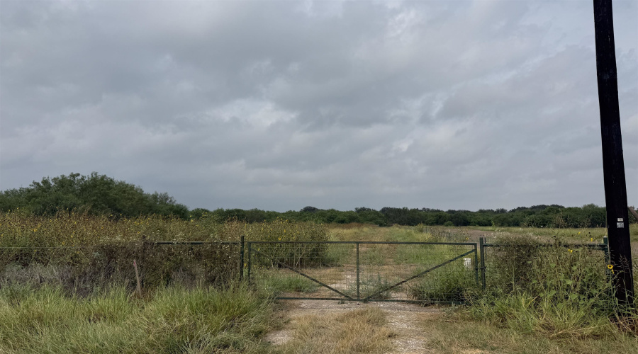 37 Nueces River Ranch Rd., Crystal City, Texas 78839, ,Land,For Sale,37 Nueces River Ranch Rd.,20264812