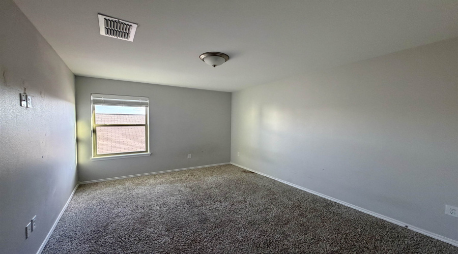 5805 Seminario Ln., LAREDO, Texas 78046, 4 Bedrooms Bedrooms, 7 Rooms Rooms,2 BathroomsBathrooms,Residential,For Sale,5805 Seminario Ln.,20264808