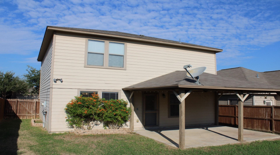 405 Almeja Dr, Laredo, Texas 78043, 3 Bedrooms Bedrooms, 6 Rooms Rooms,2 BathroomsBathrooms,Residential,For Rent,405 Almeja Dr,20264810