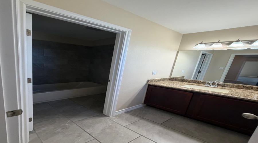1408 Orto Dr., laredo, Texas 78045, 4 Bedrooms Bedrooms, 8 Rooms Rooms,2 BathroomsBathrooms,Residential,For Sale,1408 Orto Dr.,20264813
