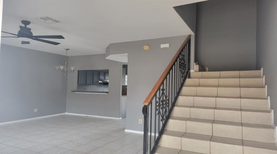 4101 Tilden Ave, Laredo, Texas 78041, 2 Bedrooms Bedrooms, 5 Rooms Rooms,2 BathroomsBathrooms,Residential,For Rent,4101 Tilden Ave,20264814