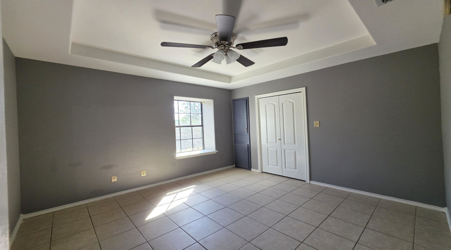 4101 Tilden Ave, Laredo, Texas 78041, 2 Bedrooms Bedrooms, 5 Rooms Rooms,2 BathroomsBathrooms,Residential,For Rent,4101 Tilden Ave,20264814