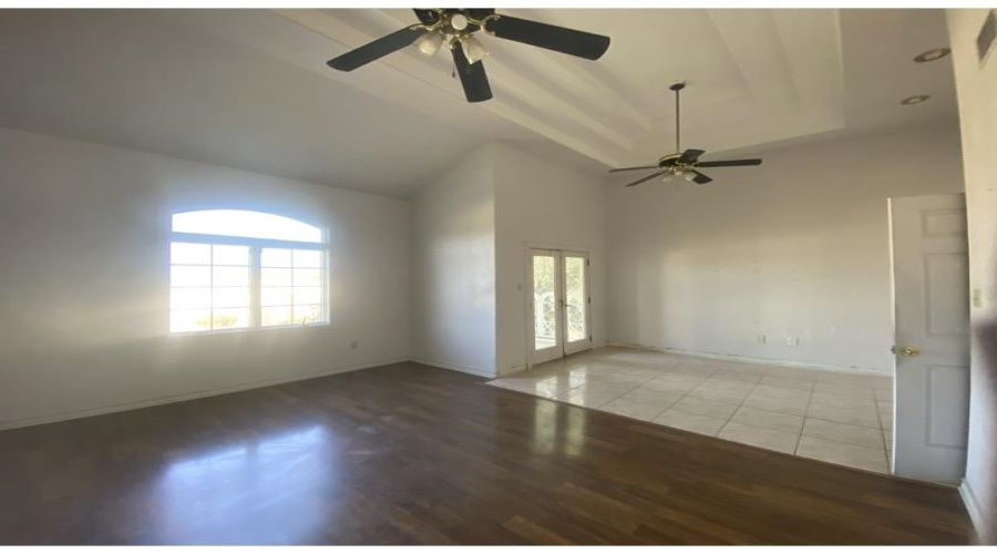 155 Knoll Ave, Laredo, Texas 78045, 3 Bedrooms Bedrooms, 6 Rooms Rooms,3 BathroomsBathrooms,Residential,For Sale,155 Knoll Ave,20264818