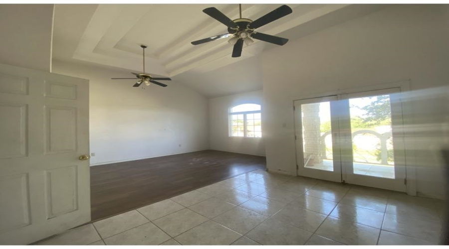155 Knoll Ave, Laredo, Texas 78045, 3 Bedrooms Bedrooms, 6 Rooms Rooms,3 BathroomsBathrooms,Residential,For Sale,155 Knoll Ave,20264818