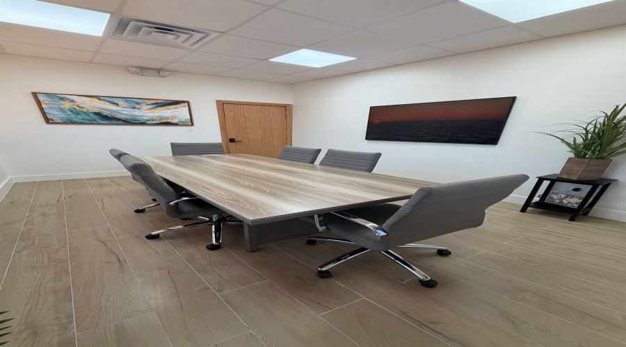 1407 Calle Del Norte, Laredo, Texas 78041, 21 Rooms Rooms,3 BathroomsBathrooms,Commercial retail/office,For Rent,1407 Calle Del Norte,20264829