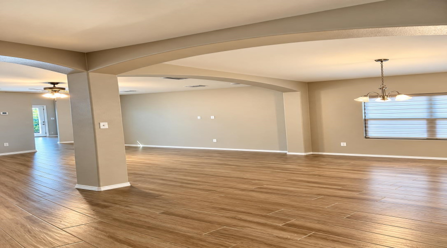 1428 Sambar Lp, Laredo, Texas 78045, 4 Bedrooms Bedrooms, 7 Rooms Rooms,2 BathroomsBathrooms,Residential,For Rent,1428 Sambar Lp,20264823