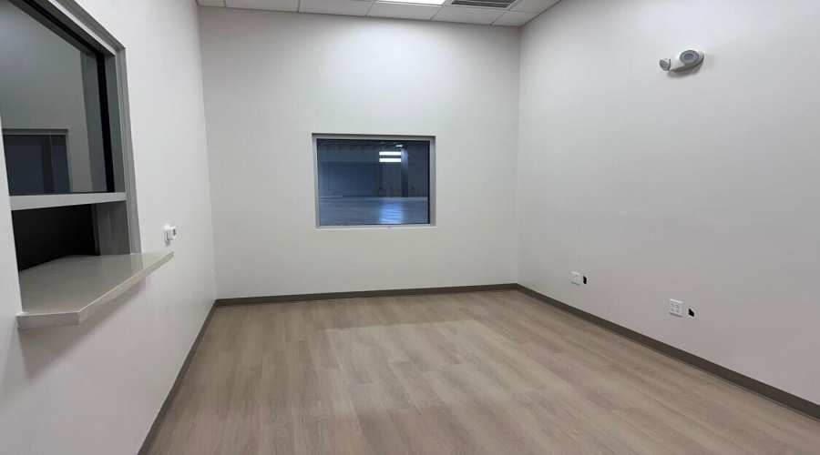 19926 Kraus Lp., Laredo, Texas 78045, 1 Bedroom Bedrooms, 51 Rooms Rooms,4 BathroomsBathrooms,Commercial/industrial,For Sale,19926 Kraus Lp.,20264827
