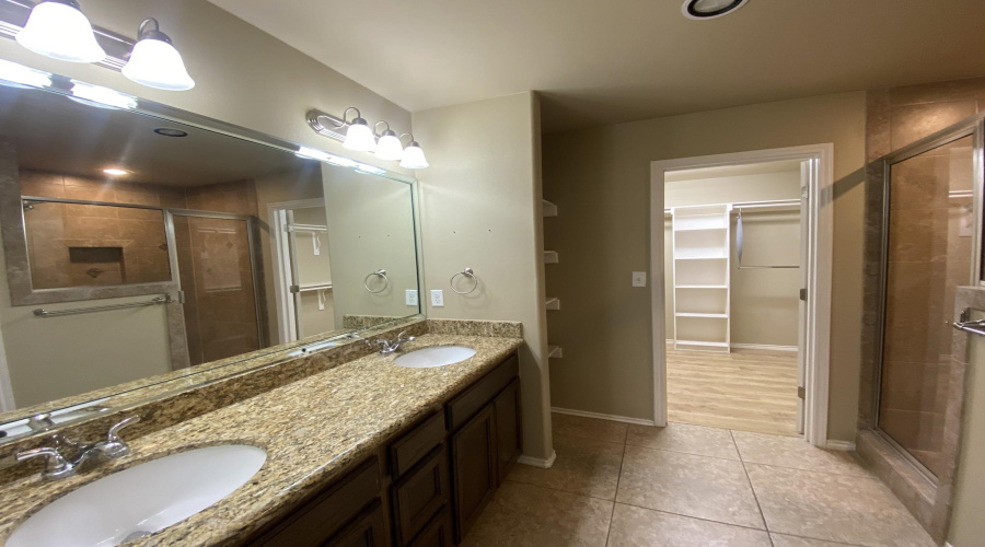 413 Windmill Palm, LAREDO, Texas 78045, 4 Bedrooms Bedrooms, 5 Rooms Rooms,2 BathroomsBathrooms,Residential,For Rent,413 Windmill Palm,20264841