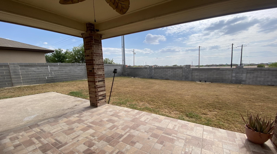 413 Windmill Palm, LAREDO, Texas 78045, 4 Bedrooms Bedrooms, 5 Rooms Rooms,2 BathroomsBathrooms,Residential,For Rent,413 Windmill Palm,20264841