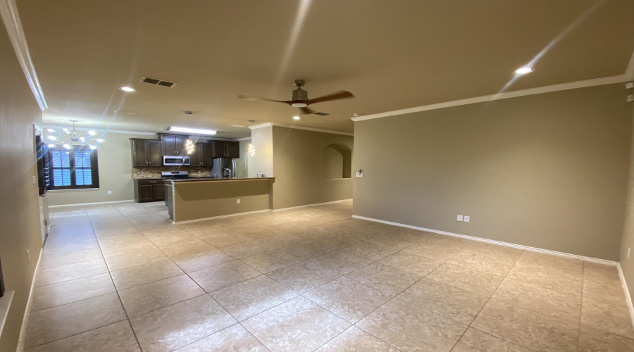 413 Windmill Palm, LAREDO, Texas 78045, 4 Bedrooms Bedrooms, 5 Rooms Rooms,2 BathroomsBathrooms,Residential,For Rent,413 Windmill Palm,20264841