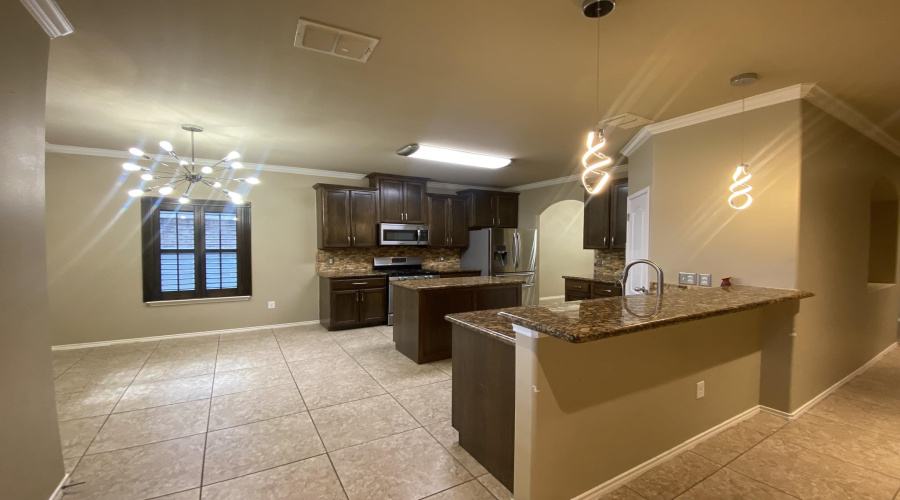 413 Windmill Palm, LAREDO, Texas 78045, 4 Bedrooms Bedrooms, 5 Rooms Rooms,2 BathroomsBathrooms,Residential,For Rent,413 Windmill Palm,20264841