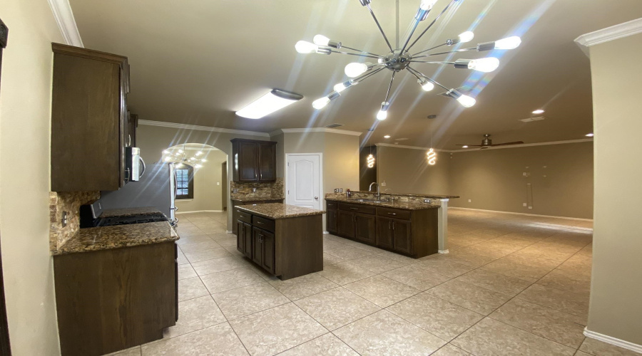 413 Windmill Palm, LAREDO, Texas 78045, 4 Bedrooms Bedrooms, 5 Rooms Rooms,2 BathroomsBathrooms,Residential,For Rent,413 Windmill Palm,20264841