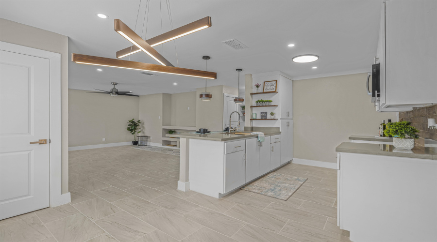 4902 Marcella Ave, Laredo, Texas 78041, 2 Bedrooms Bedrooms, 4 Rooms Rooms,1 BathroomBathrooms,Residential,For Sale,4902 Marcella Ave,20264719