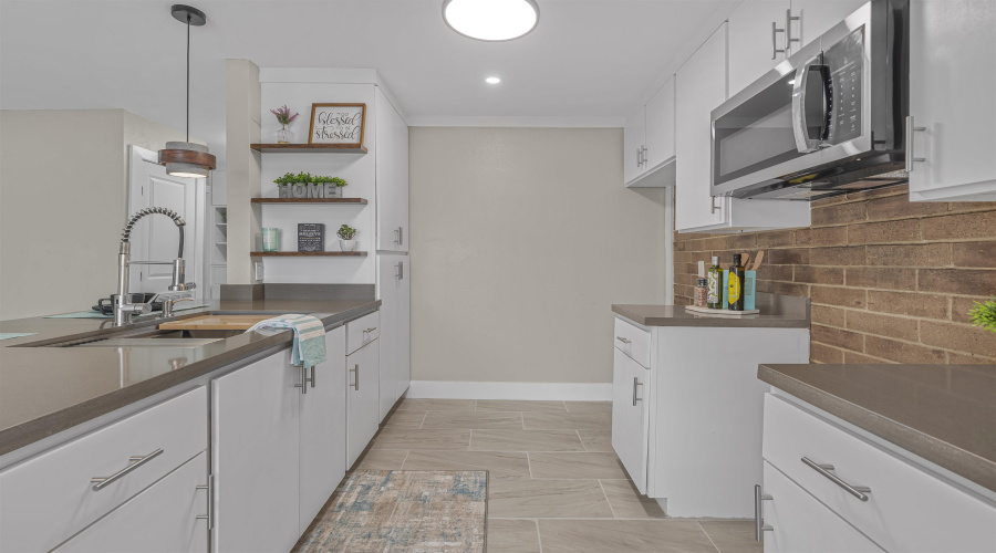 4902 Marcella Ave, Laredo, Texas 78041, 2 Bedrooms Bedrooms, 4 Rooms Rooms,1 BathroomBathrooms,Residential,For Sale,4902 Marcella Ave,20264719