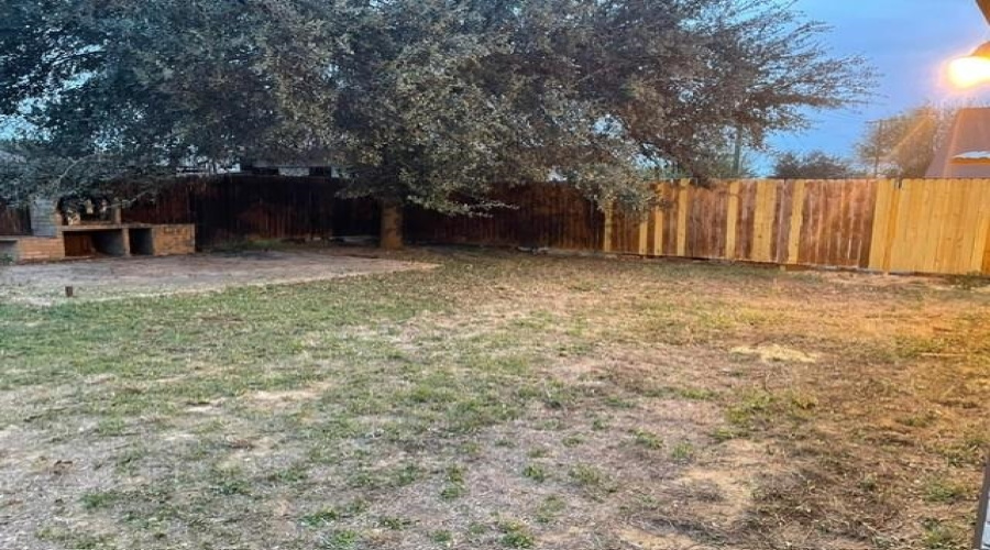 11811 Fawn Dr, Laredo, Texas 78045, 3 Bedrooms Bedrooms, 5 Rooms Rooms,2 BathroomsBathrooms,Residential,For Rent,11811 Fawn Dr,20264843