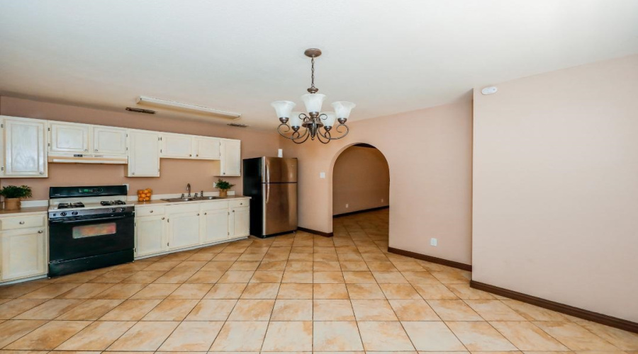 11811 Fawn Dr, Laredo, Texas 78045, 3 Bedrooms Bedrooms, 5 Rooms Rooms,2 BathroomsBathrooms,Residential,For Rent,11811 Fawn Dr,20264843