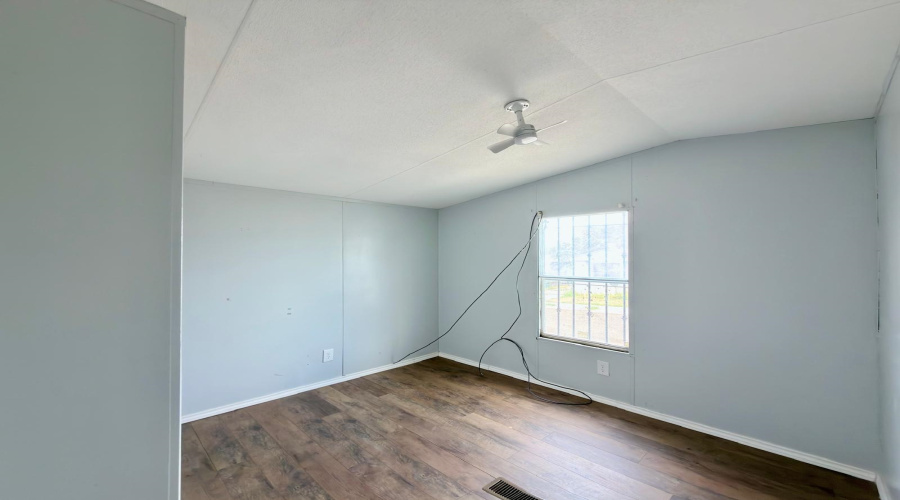709 Nispola Dr, Laredo, Texas 78046, 2 Bedrooms Bedrooms, 5 Rooms Rooms,2 BathroomsBathrooms,Residential,For Sale,709 Nispola Dr,20264844