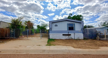 709 Nispola Dr, Laredo, Texas 78046, 2 Bedrooms Bedrooms, 5 Rooms Rooms,2 BathroomsBathrooms,Residential,For Sale,709 Nispola Dr,20264844 709 Nispola Dr, Laredo, Texas 78046, 2 Bedrooms Bedrooms, 5 Rooms Rooms,2 BathroomsBathrooms,Residential,For Sale,709 Nispola Dr,20264844