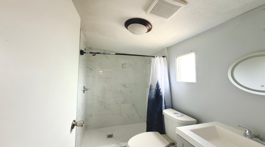 709 Nispola Dr, Laredo, Texas 78046, 2 Bedrooms Bedrooms, 5 Rooms Rooms,2 BathroomsBathrooms,Residential,For Sale,709 Nispola Dr,20264844