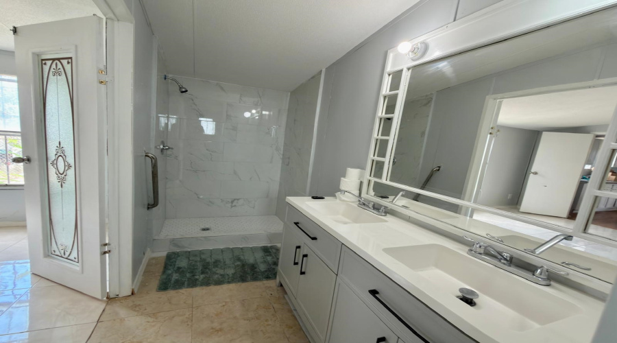 709 Nispola Dr, Laredo, Texas 78046, 2 Bedrooms Bedrooms, 5 Rooms Rooms,2 BathroomsBathrooms,Residential,For Sale,709 Nispola Dr,20264844