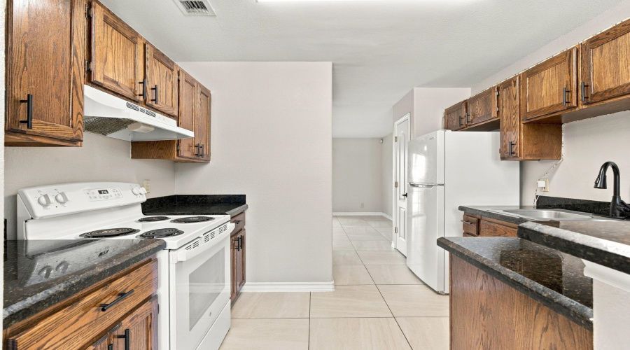 1016 Dicky Lane, LAREDO, Texas 78043, 2 Bedrooms Bedrooms, 4 Rooms Rooms,1 BathroomBathrooms,Residential,For Sale,1016 Dicky Lane,20264846