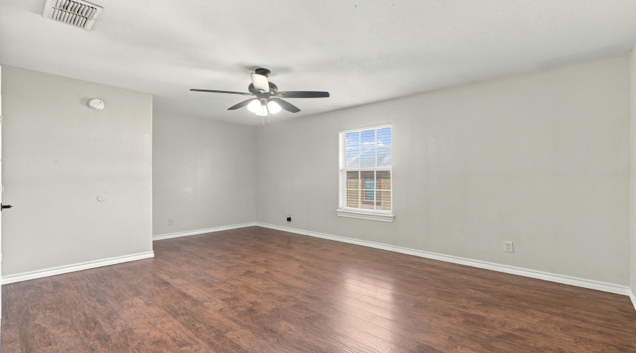 1016 Dicky Lane, LAREDO, Texas 78043, 2 Bedrooms Bedrooms, 4 Rooms Rooms,1 BathroomBathrooms,Residential,For Sale,1016 Dicky Lane,20264846