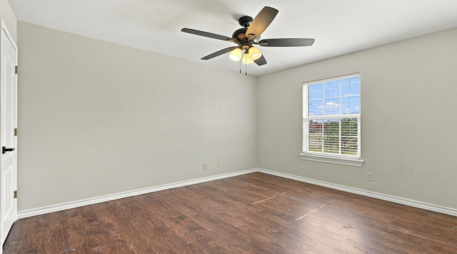 1016 Dicky Lane, LAREDO, Texas 78043, 2 Bedrooms Bedrooms, 4 Rooms Rooms,1 BathroomBathrooms,Residential,For Sale,1016 Dicky Lane,20264846