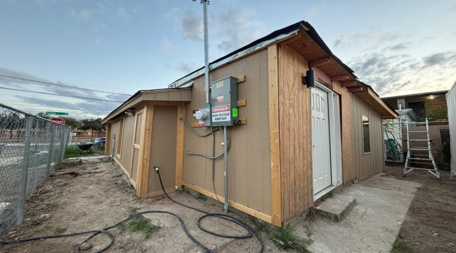 1402 Garden St, Laredo, Texas 78040, 2 Bedrooms Bedrooms, 3 Rooms Rooms,1 BathroomBathrooms,Residential,For Sale,1402 Garden St,20264847