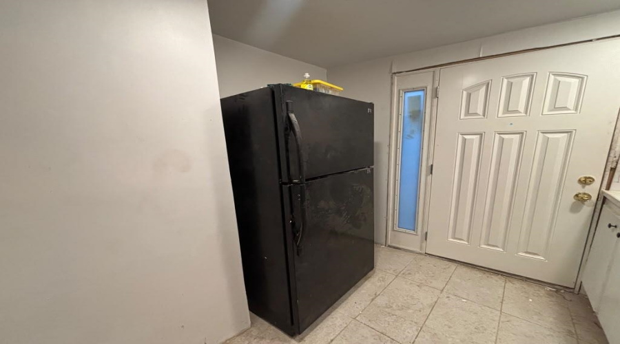 1402 Garden St, Laredo, Texas 78040, 2 Bedrooms Bedrooms, 3 Rooms Rooms,1 BathroomBathrooms,Residential,For Sale,1402 Garden St,20264847