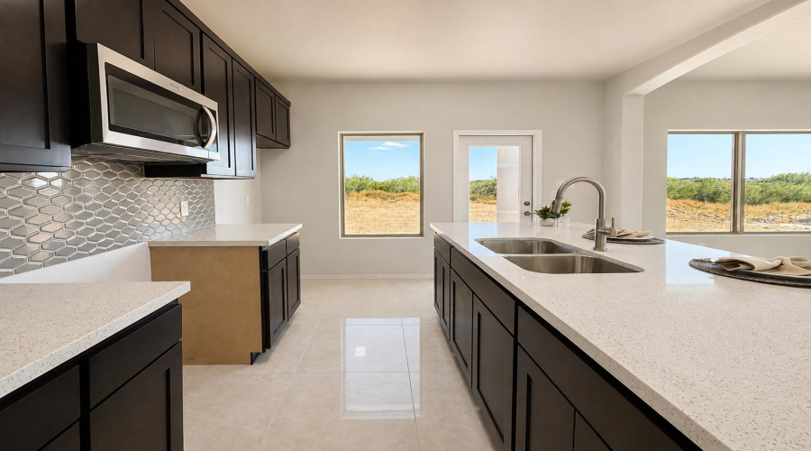 6107 Servando Dr, Laredo, Texas 78046, 3 Bedrooms Bedrooms, 6 Rooms Rooms,2 BathroomsBathrooms,Residential,For Sale,6107 Servando Dr,20264848