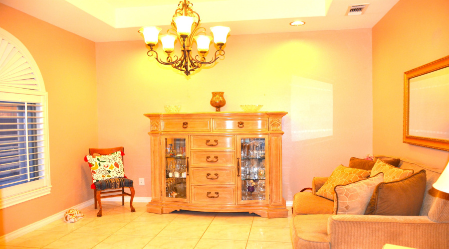 10533 Winrock Dr, LAREDO, Texas 78045, 3 Bedrooms Bedrooms, 6 Rooms Rooms,2 BathroomsBathrooms,Residential,For Sale,10533 Winrock Dr,20264850