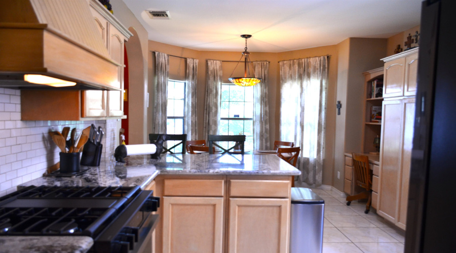 10533 Winrock Dr, LAREDO, Texas 78045, 3 Bedrooms Bedrooms, 6 Rooms Rooms,2 BathroomsBathrooms,Residential,For Sale,10533 Winrock Dr,20264850