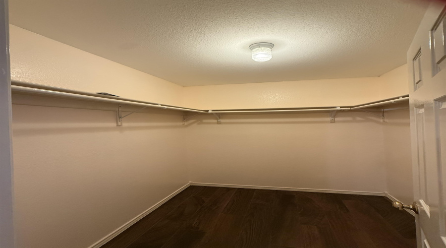 2135 Lima Lp, Laredo, Texas 78045, 3 Bedrooms Bedrooms, 5 Rooms Rooms,2 BathroomsBathrooms,Residential,For Rent,2135 Lima Lp,20264851