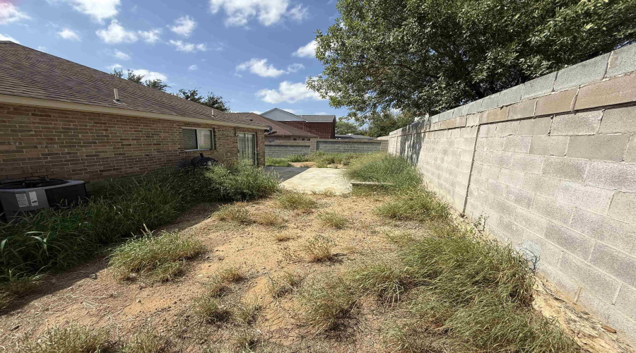 2135 Lima Lp, Laredo, Texas 78045, 3 Bedrooms Bedrooms, 5 Rooms Rooms,2 BathroomsBathrooms,Residential,For Rent,2135 Lima Lp,20264851