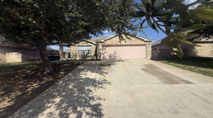 2135 Lima Lp, Laredo, Texas 78045, 3 Bedrooms Bedrooms, 5 Rooms Rooms,2 BathroomsBathrooms,Residential,For Rent,2135 Lima Lp,20264851