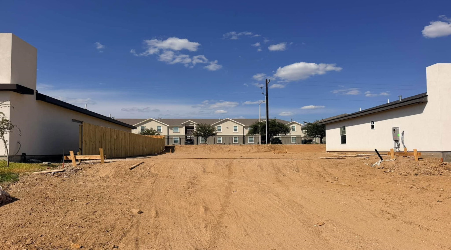 204 Lusitano Dr., Laredo, Texas 78046-7804, 4 Bedrooms Bedrooms, 6 Rooms Rooms,2 BathroomsBathrooms,Residential,For Sale,204 Lusitano Dr.,20264854