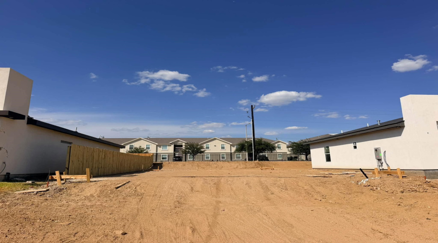 204 Lusitano Dr., Laredo, Texas 78046-7804, 4 Bedrooms Bedrooms, 6 Rooms Rooms,2 BathroomsBathrooms,Residential,For Sale,204 Lusitano Dr.,20264854
