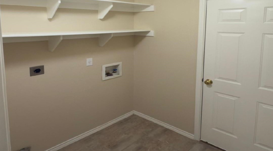 12106 Entrada Lp, Laredo, Texas 78045-9074, 3 Bedrooms Bedrooms, 5 Rooms Rooms,2 BathroomsBathrooms,Residential,For Rent,12106 Entrada Lp,20264855
